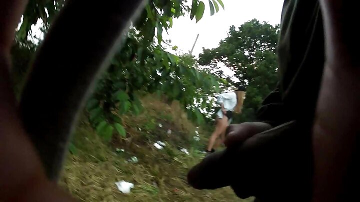 Woodman yatan rus körpəsi Karry Slotu oyadıb onu ikiqat penis almağa məcbur etdi.