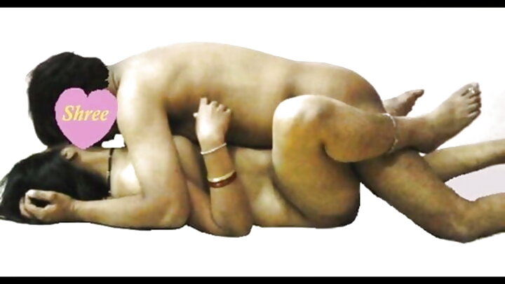 Qızlar, alt paltarlarınızı çıxarın! Gəl gedək rok ulduzunu yoldan çıxaraq (Kipelovun pərəstişkarlarının tərcüməsi)