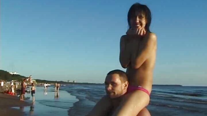 Xanım Riley Reid bossla sikişməzdən əvvəl pis rüblük hesabatı hamarladı